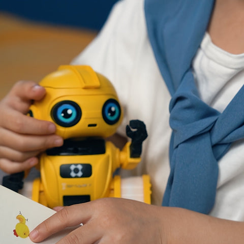 Interaktives Roboterspielzeug – Tanzbewegungen und Sternenprojektion