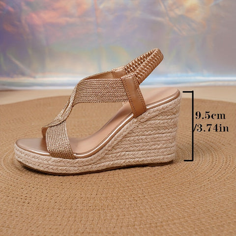 Damen Plateau Sandalen mit Gewebten Riemen – Elegant und Komfortabel für Sommer und Urlaub
