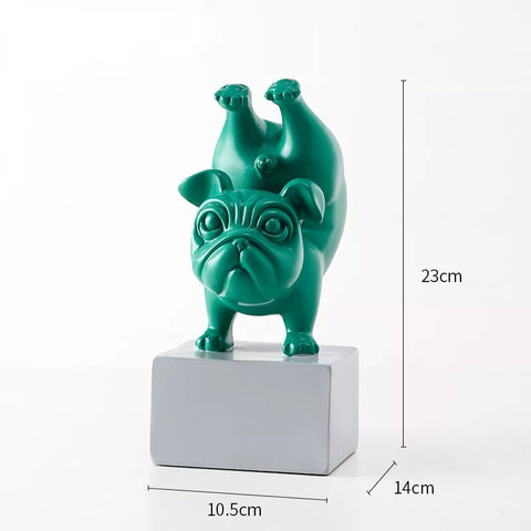 Fröhliche Bulldoggen-Skulpturen - Verspielte Dekoration für Zuhause