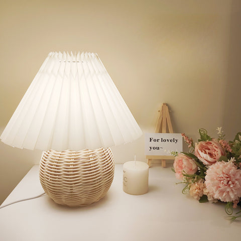 Bambus Geflochtene Tischlampe - Stilvolles und Raffiniertes Design