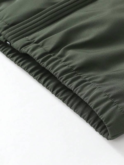Funktionale Herrenjacke - Schutz und Stil für jedes Abenteuer