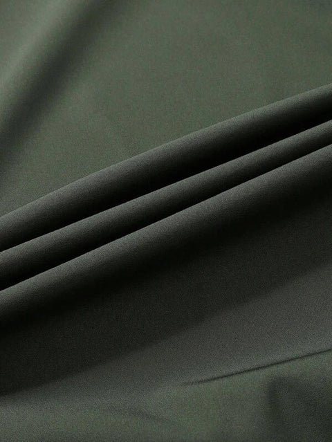Funktionale Herrenjacke - Schutz und Stil für jedes Abenteuer