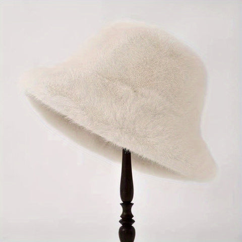 Fleur Winterhut – Luxus Kunstpelz mit Ohrenschutz
