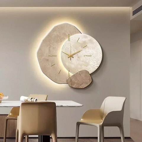 LunaWood Akzent Wanduhren – Natürliche Eleganz mit sanftem LED‑Schein