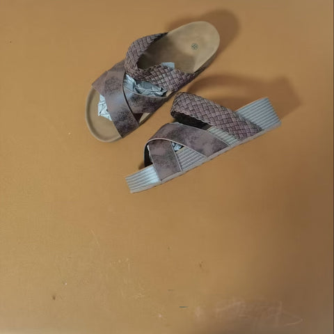 Schicke Geflochtene Plattform Sandalen für Damen – Stilvoll und Komfortabel für Sommerliche Tage