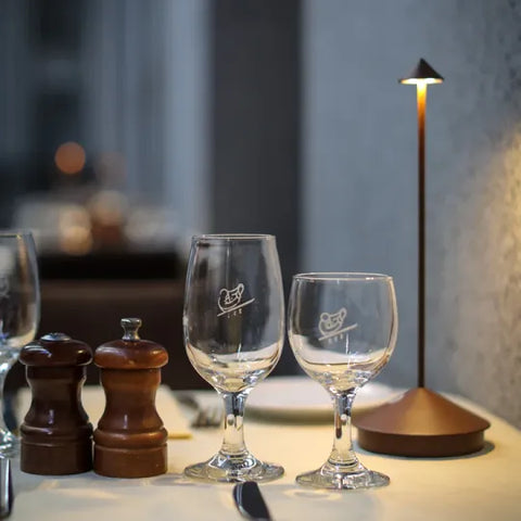 Wiederaufladbare Drahtlose LED Lampe – Wasserdicht & Dimmbare