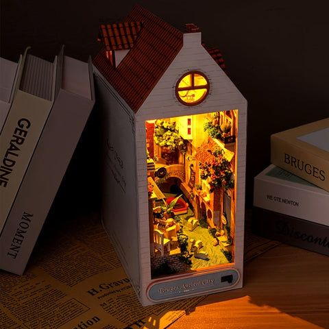 DIY Brugge Haus Buchständer – 3D Holzmodell der alten Stadt