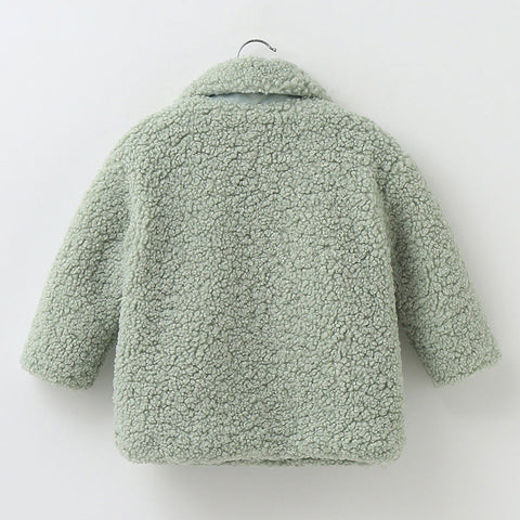 Kuscheliger Teddy Mantel für Mädchen – Warm und Stilvoll