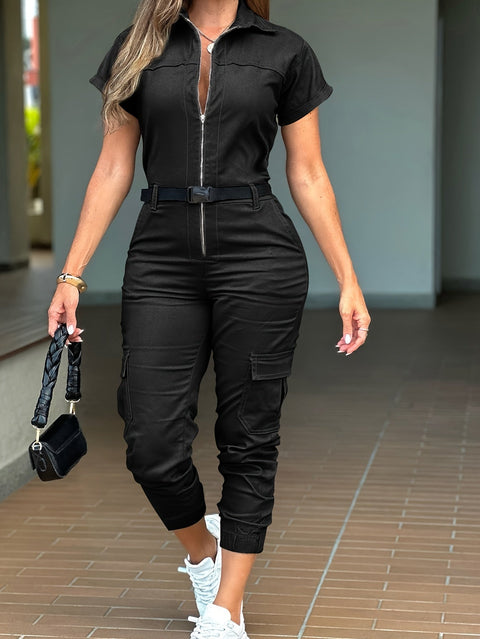 Lässiger Cargo-Overall für Damen – Reißverschluss, kurze Ärmel und praktische Taschen