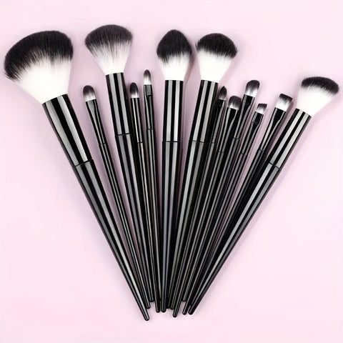 Fluffé Make-up Pinsel Set - Ein Perfektes Geschenk zum Muttertag