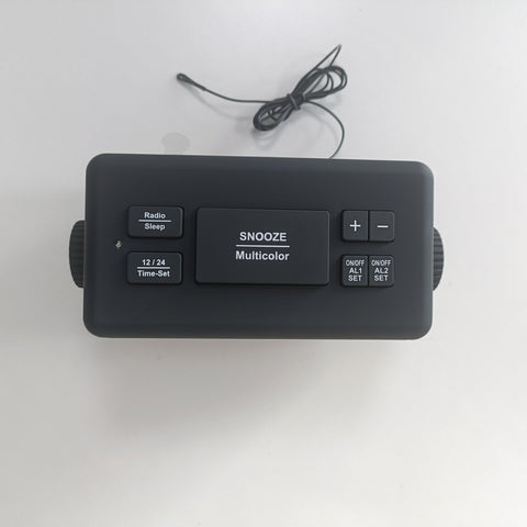 RGB Spiegelwecker mit LED-Display und Radiofunktion – Trendy Wecker für dein Zimmer