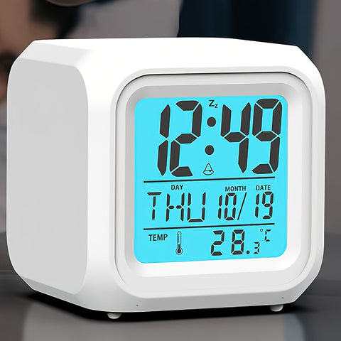 LED Digitale Wecker mit Temperaturanzeige – Leise und Luminös für jedes Zimmer