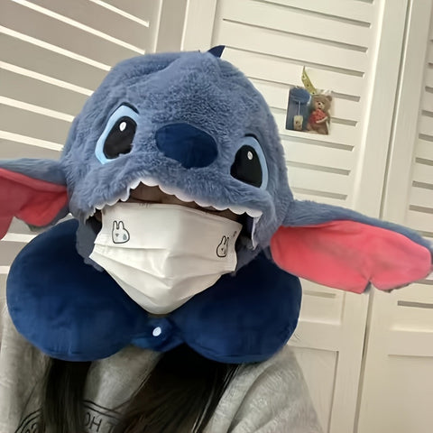 Plüsch Stitch Reisnackkissen mit Kapuze - Komfortables U-förmiges Kissen mit Ohrenschützern