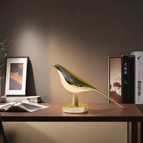 Vogelartige LED Lampe - Eleganz und Ruhe in jedem Raum