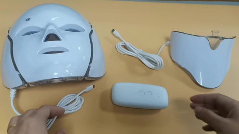 7-Farben LED Gesichts- und Halsmaske – USB Aufladbares Hautpflegegerät