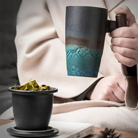 Handgemachte Keramische Teetasse mit Sieb – Authentisches Design und Praktische Anwendung