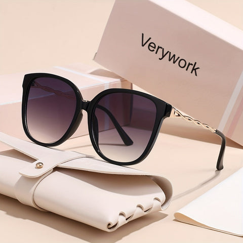 Retro Sonnenbrille für Damen – Stilvolle Quadratische Sonnenbrille mit Anti-Reflex-Beschichtung