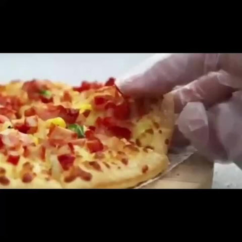 Edelstahl Pizzaschneider – Effizientes und Stilvolles Küchenwerkzeug für Perfekte Stücke