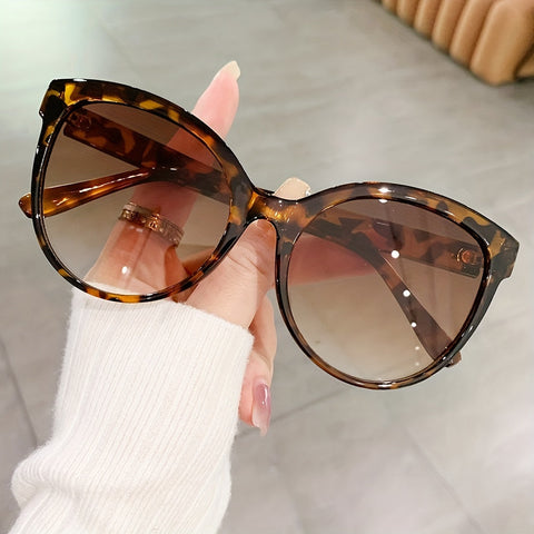Luxe Cat-Eye Sonnenbrille für Damen – Übergroß und Stilvoll für Sonnige Tage