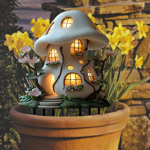 Verzauberndes Weihnachtshäuschen Gartenfigur - Eine Magische Atmosphäre für deinen Garten