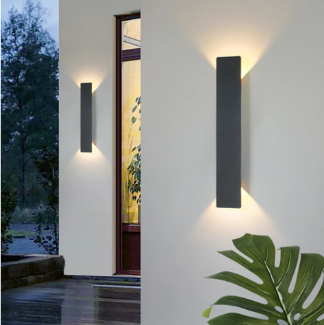 AquaLine LED Außenwandleuchte – Schlankes Design mit Wetterbeständigem Gehäuse