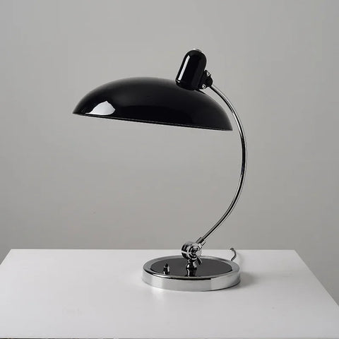 Retro Eleganz Tischlampe - Schaffe eine Gemütliche Atmosphäre