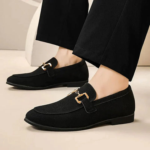Nero - Wildleder Slipper mit Metallverschluss