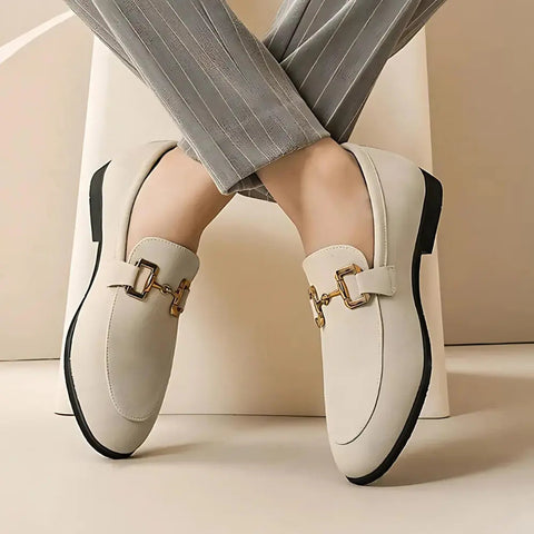 Nero - Wildleder Slipper mit Metallverschluss