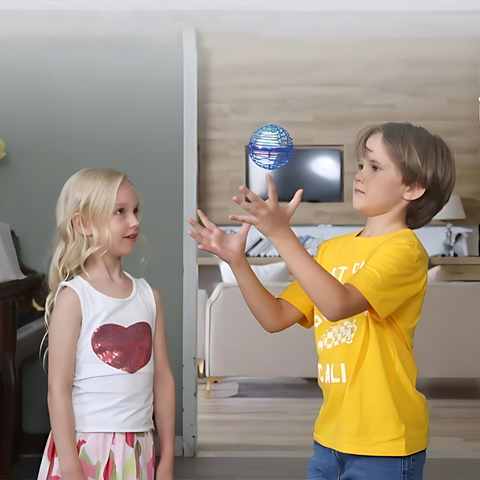 LumiFly - Fliegende LED-Ball mit Boomerang-Effekt