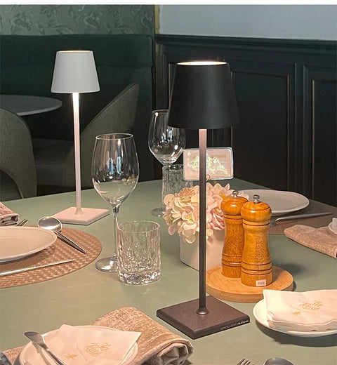 Aurora Luxe Tischlampe – Zeitlose Eleganz für jedes Interieur