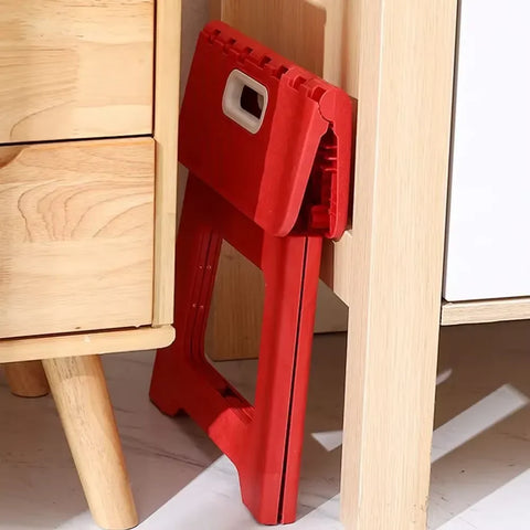 Klappbarer Hocker – Leicht, Rutschfest und Vielseitig für Küche und Zuhause