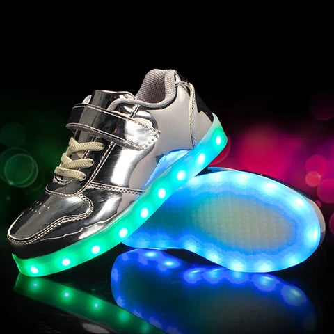 Strahlende Stapper - LED-Schuhe für Kinder, die leuchten