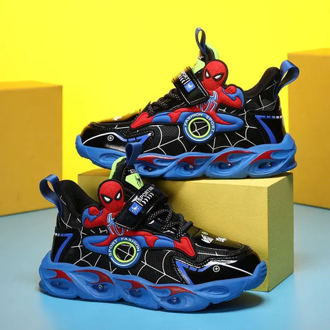 Leuchtende Superhelden Sneakers für Kinder – Stilvoll und Funktional