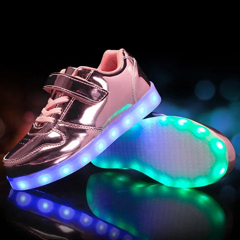 Strahlende Stapper - LED-Schuhe für Kinder, die leuchten