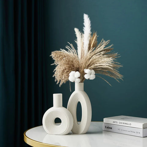 Moderne Skulpturale Vasen - Elegant und Minimalistisch