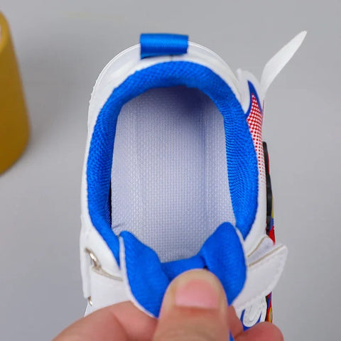 Spider-Man Sneakers für Kinder – Perfekt für Spielerische Abenteuer und Aktive Tage