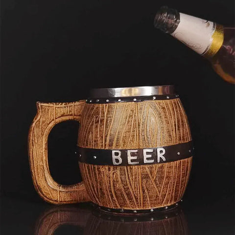Deutsche Holzfass Bierkrug - Authentisches und Verspieltes Trinkerlebnis