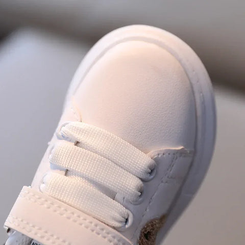 Süße Panda Sneakers für Kinder – Ideal für verspielte Abenteuer