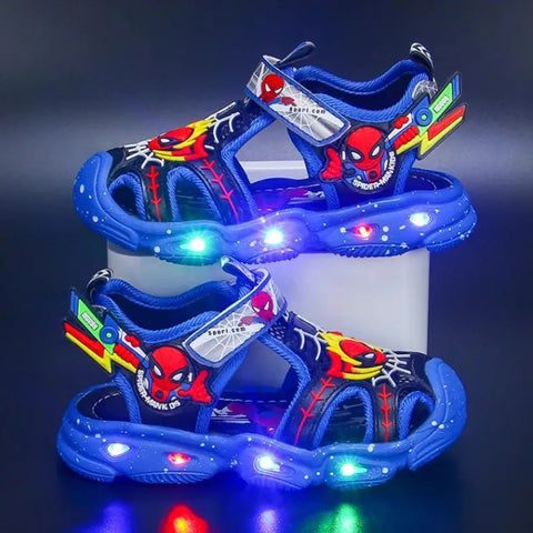 Leuchtende Superhelden-Sandalen für Kinder – Bequem und Spaß für Spielvergnügen