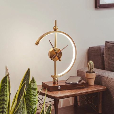 Nagoya Luxe Tischlampe – Künstlerische Beleuchtung mit zeitlosem Design