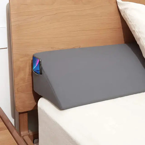 BedBuddy Kopfkissen – Komfort und Stauraum in Einem