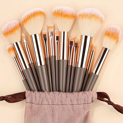 Fluffé Make-up Pinsel Set - Ein Perfektes Geschenk zum Muttertag