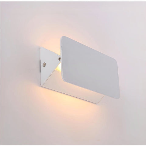 FlexiGlow Moderne Weiße Wandlampe – Verstellbarer Klappmechanismus für Perfekte Lichtverteilung