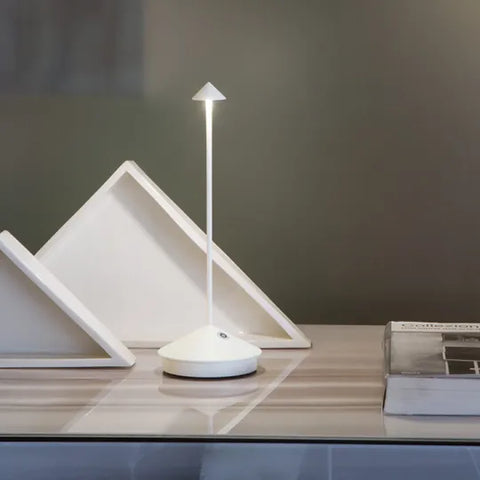 Wiederaufladbare Drahtlose LED Lampe – Wasserdicht & Dimmbare