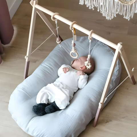 Vielseitiges Orthopädisches Baby Kissen – Weiche & Atmungsaktive Unterstützung