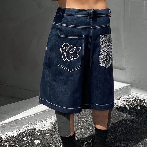 Lässige Bermuda-Jeansshorts – Lockere Passform mit stilvollen Blumenstickereien