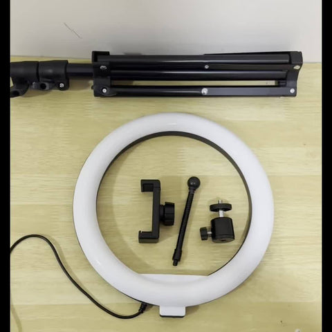 LED-Ringleuchte mit Stativ und Handyhalter - Für perfekte Selfies und Videoaufnahmen
