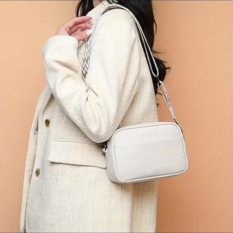 Echte Leder Crossbody Tasche – Praktisch und Trendy mit Gitarrenschulterriemen