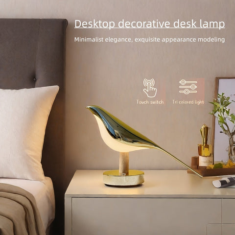 Vogelartige LED Lampe - Eleganz und Ruhe in jedem Raum