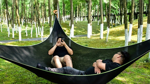 Outdoor-Dreiecks-Hängematte – Geräumig, Belüftet und Robust für Camping